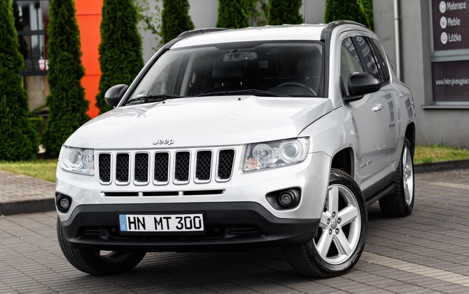 Jeep Compass cena 38900 przebieg: 169000, rok produkcji 2011 z Radom małe 631